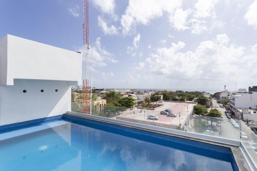 Bfh Attraction Deluxe Hotel Playa del Carmen