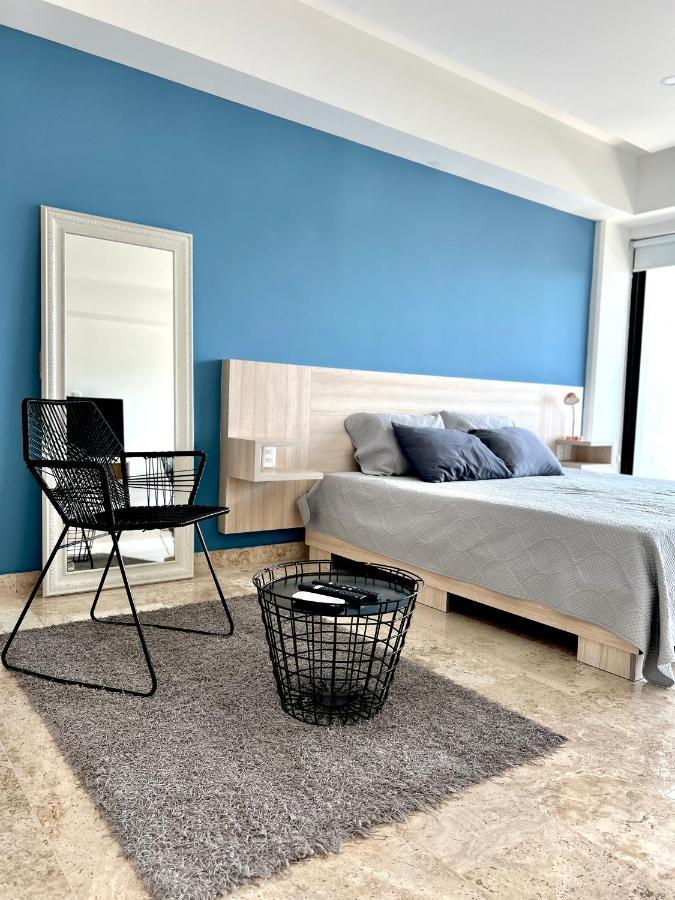 Location One Block From 5th Apartment Playa del Carmen