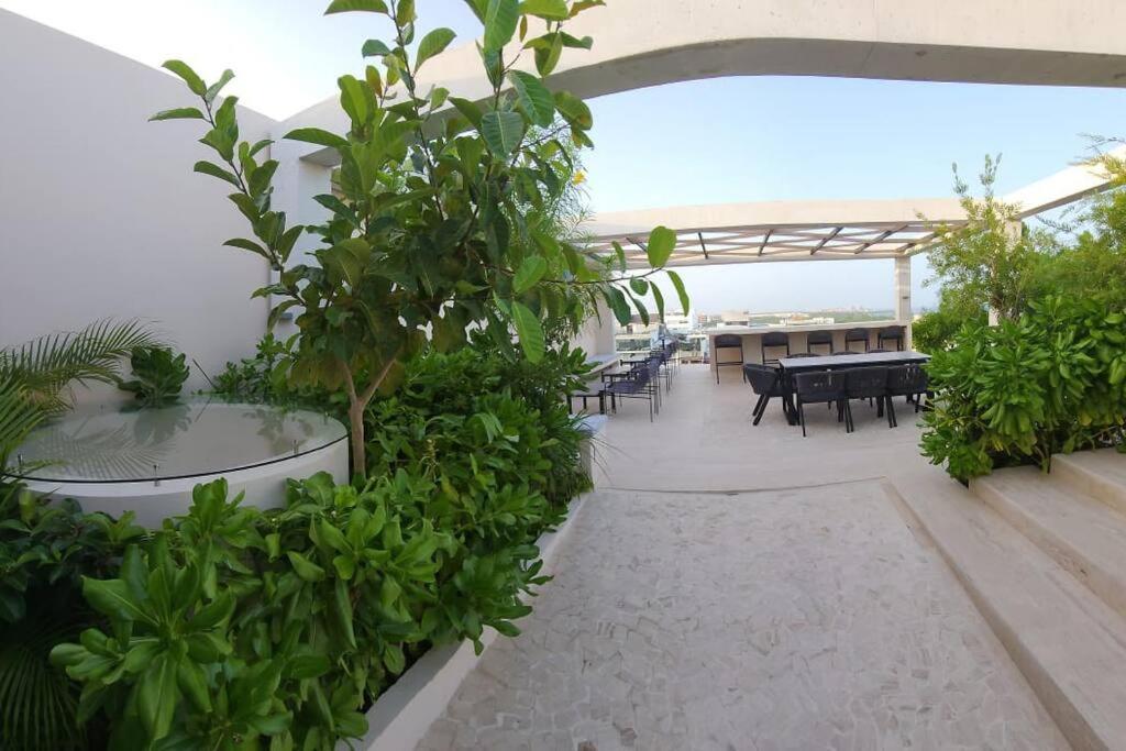 Lujoso Loft Nuevo Con Vista Al Mar Y Rooftop Pool Apartment *