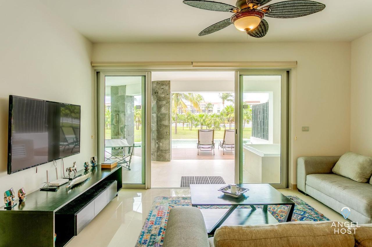 New With Private Pool Restaurants And Gym Apartment
