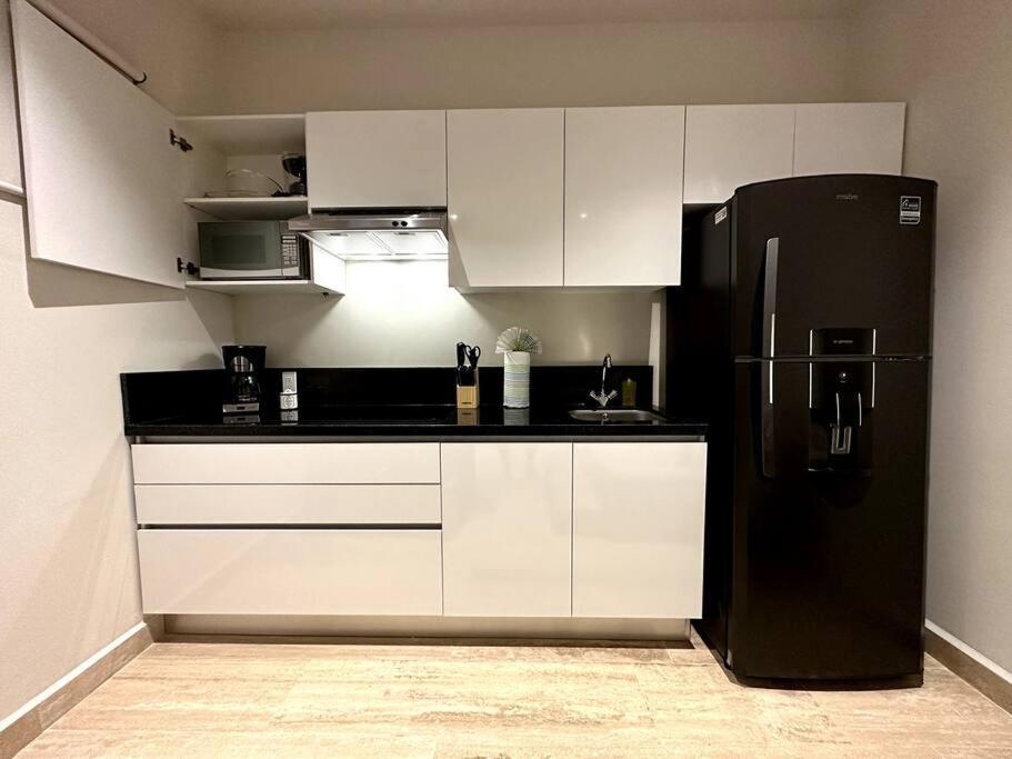 1br Modern Loft With Pool View, Rooftop & Gym Apartment