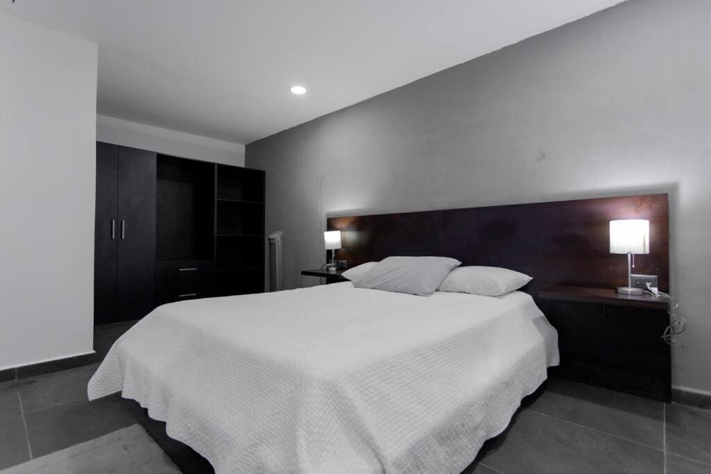 Departamento De 2 Directo En La Quinta Av * Playa del Carmen