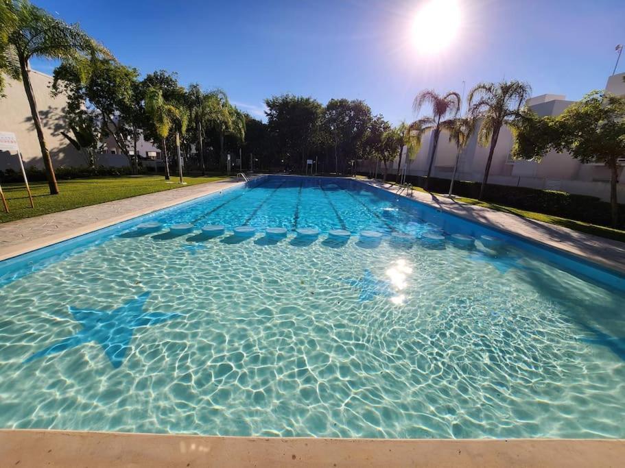 Casa De 3 Todas Con Bano Propio, 3 Y Medio Banos En Toal, Alberca, Cupo Hasta 12 Personas Vakantiehuis *