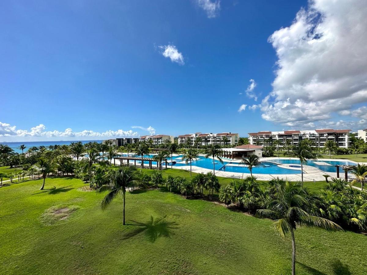Luxury Beachfront At Mareazul Apartment *