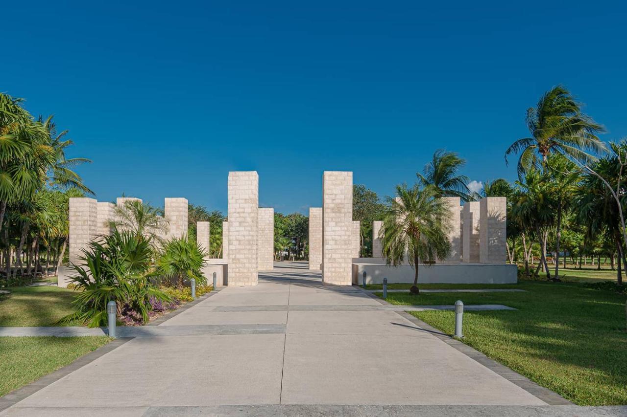 Luxury Beachfront At Mareazul Playa del Carmen