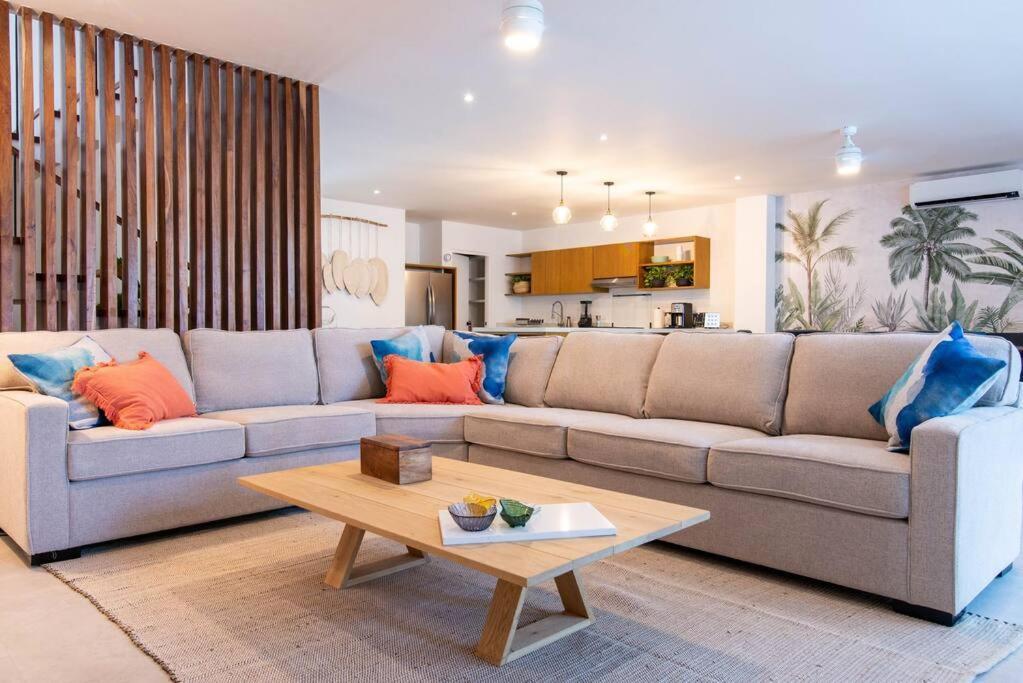 Beautiful 4br, Up To 8 Guests, Private Pool, 10 Min To * Playa del Carmen