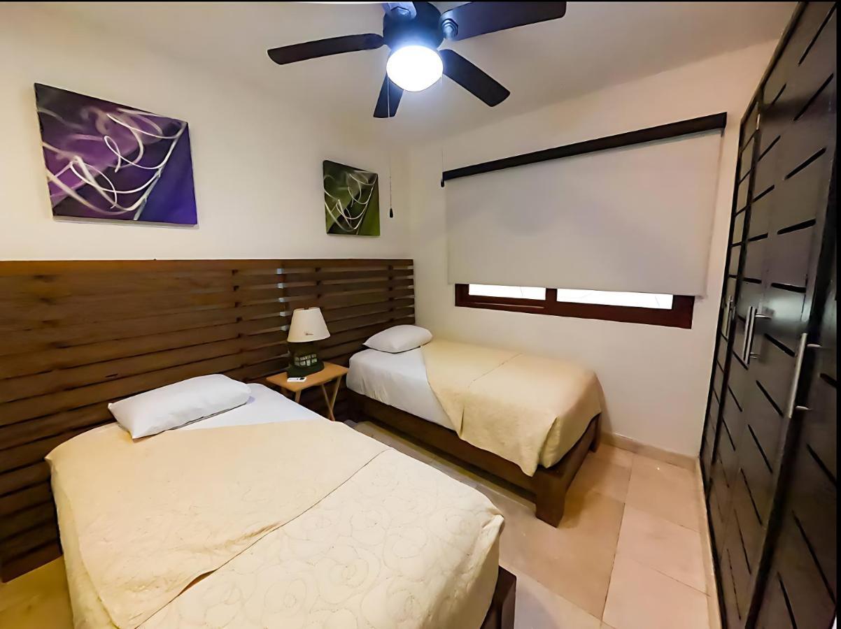 Faro 201 Beachfront With Ocean View, Close To 5th Av Appartement