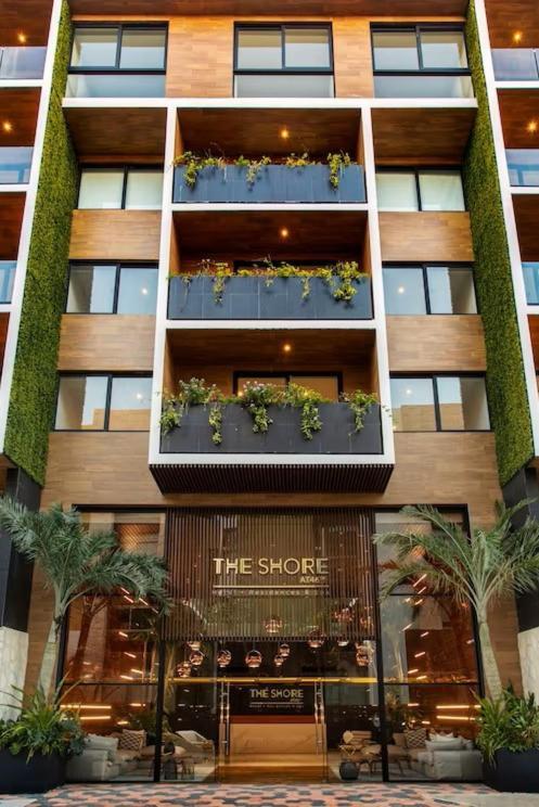 The Shore At 46th Luxury Aparthotel
