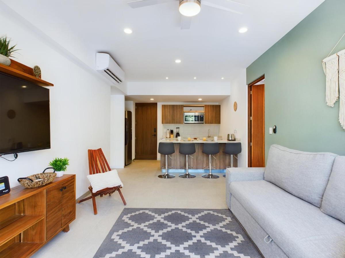 Spacious And Centrally A Few Streets From The By Yeah Apartment Playa del Carmen