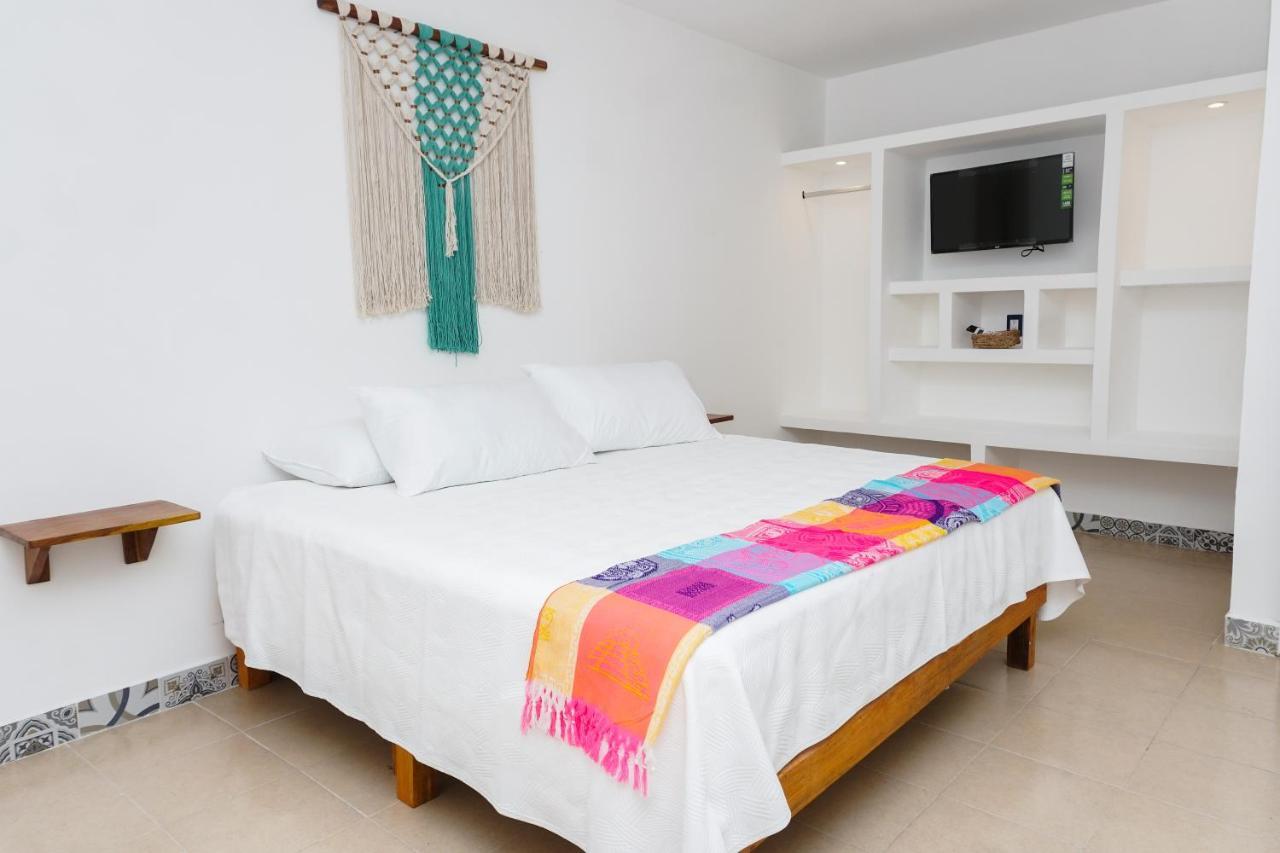 Hotel Linda Vecindad