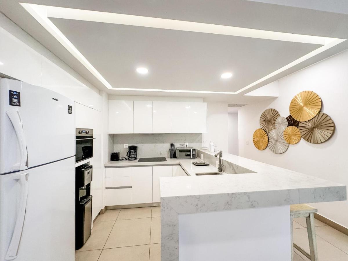 Apartment Ata30 -2 Bed Gym Parking Wifi Club Playa del Carmen