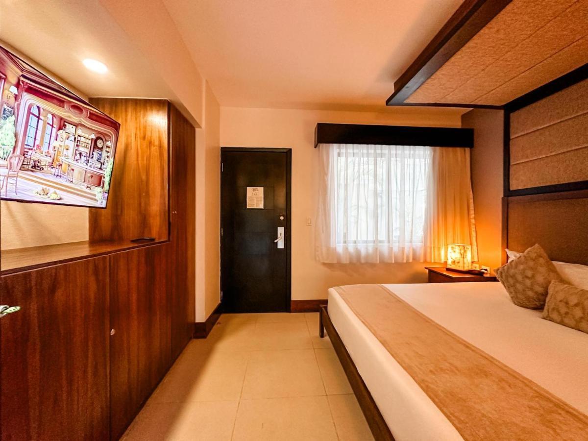 Ata32 2 Beds Close Beach Gym Big Pool Wifi Parking Apartment *
