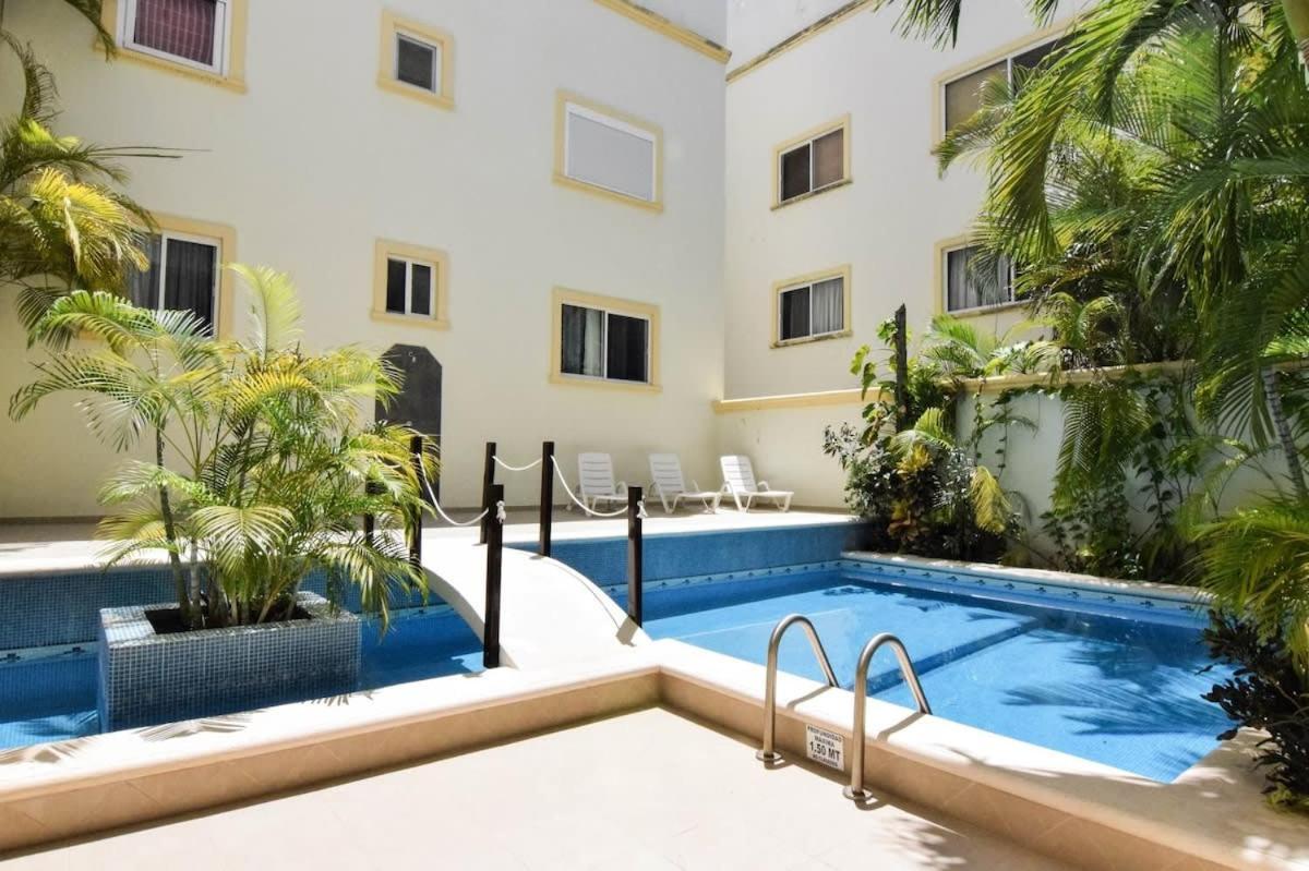 Modern Condo, Just Steps To Mamitas & 5th Apartment Playa del Carmen