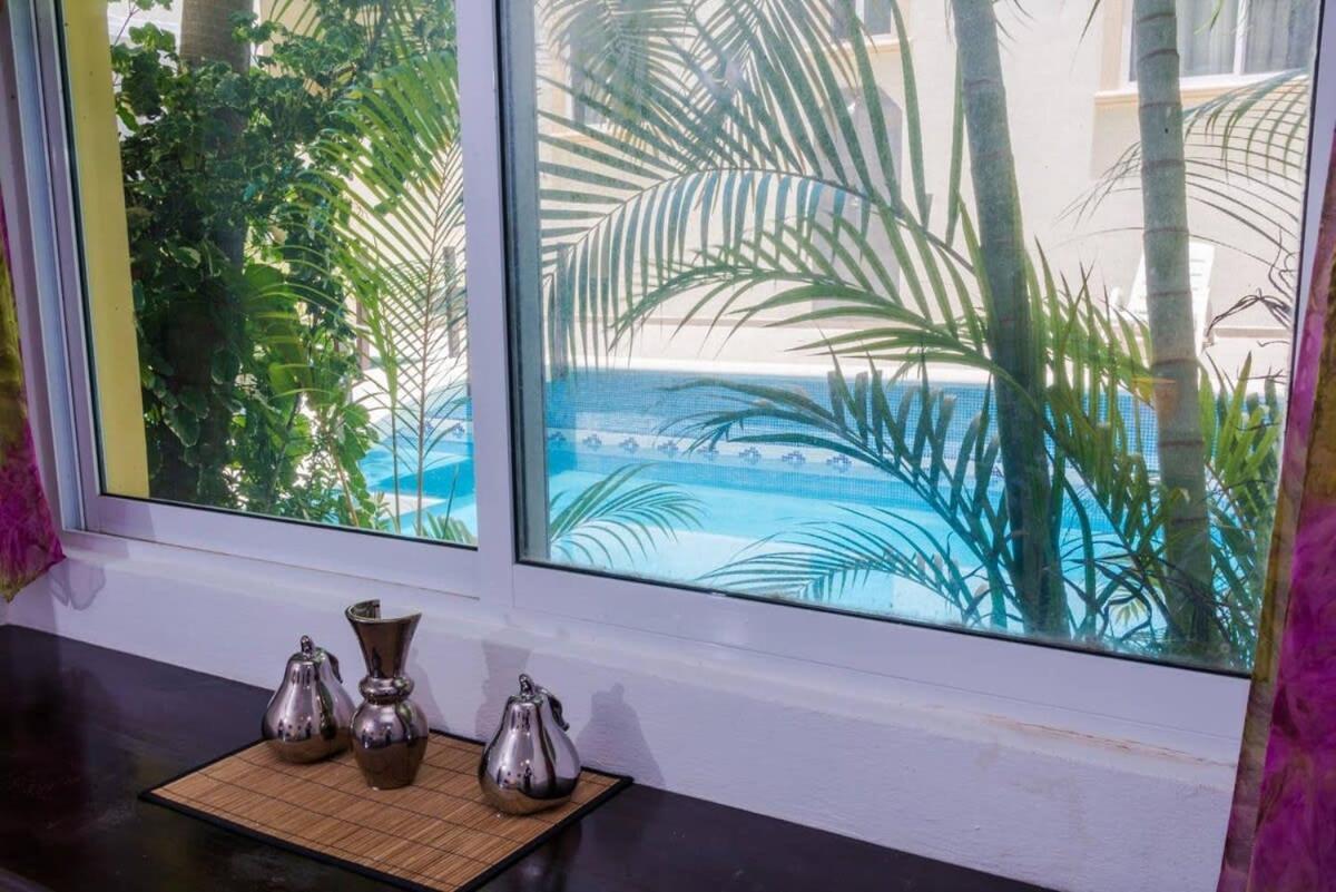 Apartment Modern Condo, Just Steps To Mamitas & 5th *
