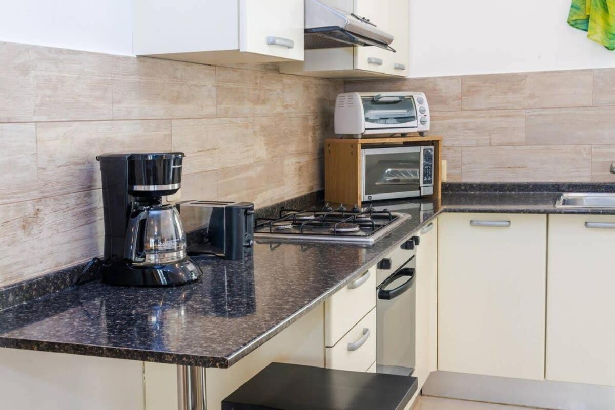 Modern Condo, Just Steps To Mamitas & 5th Apartment Playa del Carmen