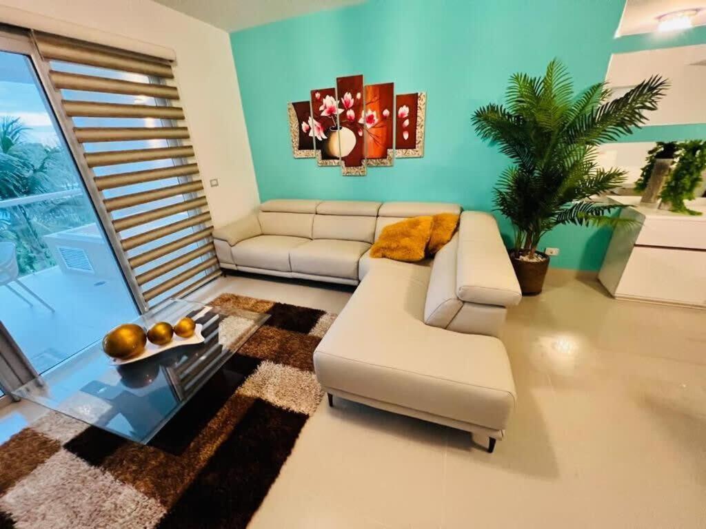 Apartment Luxurious Hideaway With Private Access