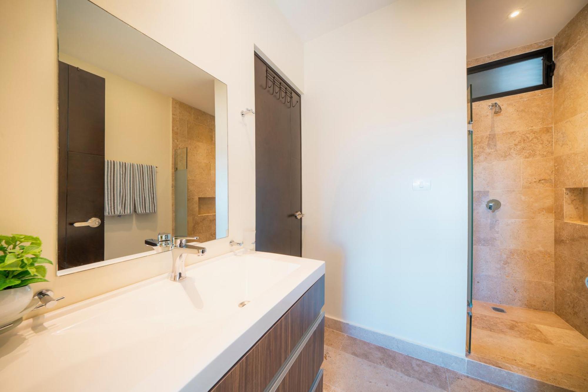 Veranda 213 - 1 Bedroom At Veranto - Pool & Fitness Center * Playa del Carmen