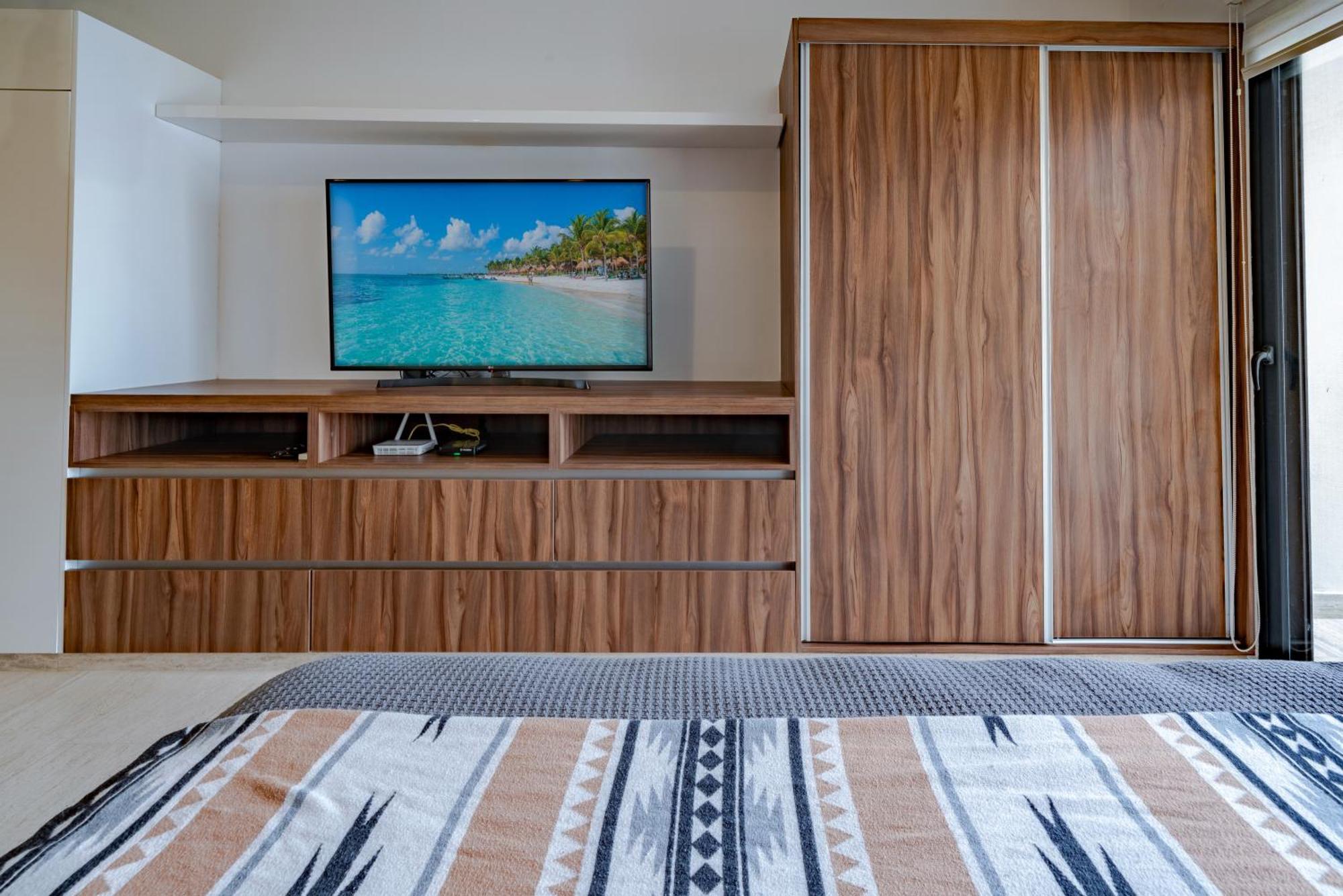 With Rooftop Pool, Gym - At L - Lidia Apartment Playa del Carmen
