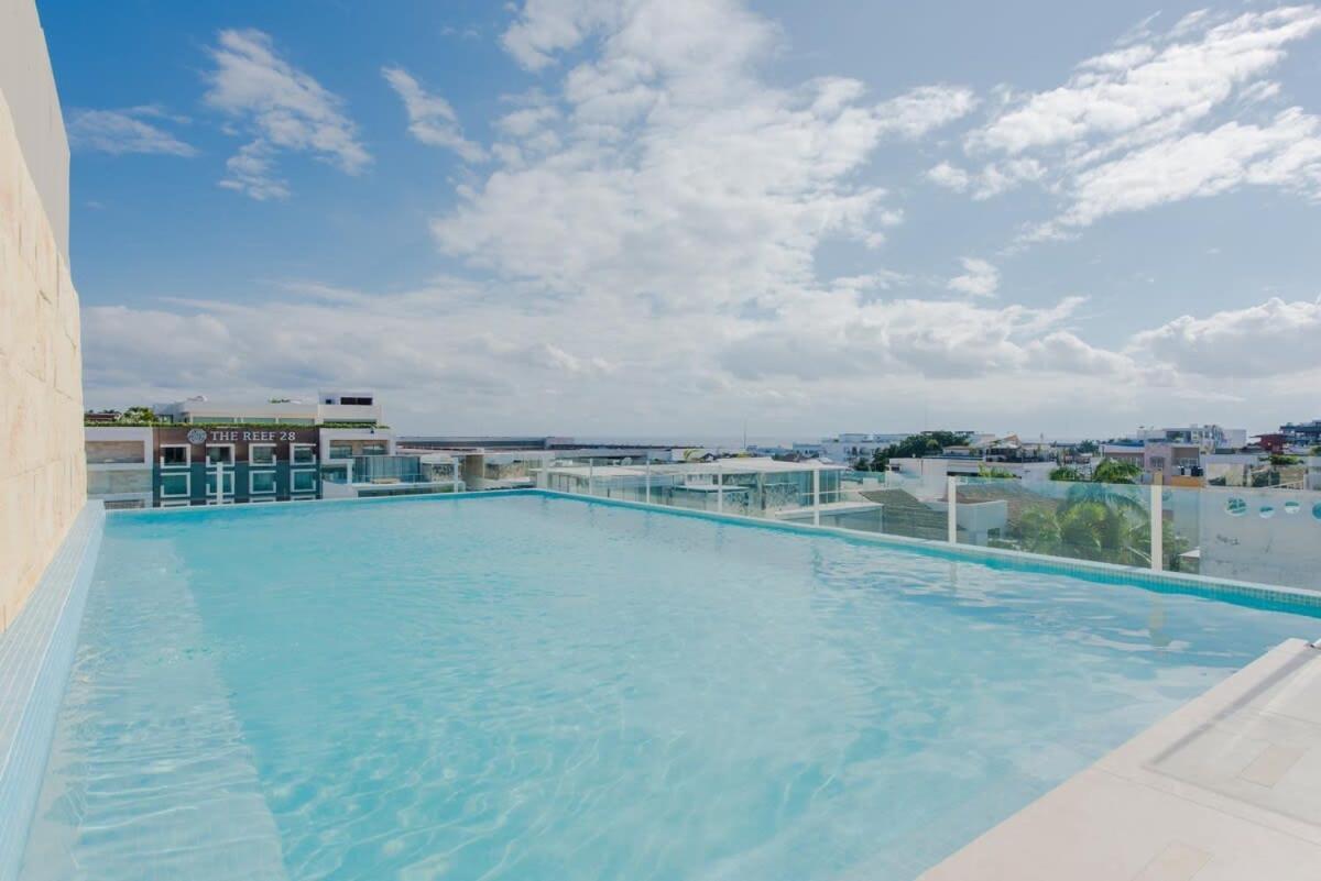 Chic Space, Private Balcony, Roof Pool, Good Wifi Holiday home Playa del Carmen