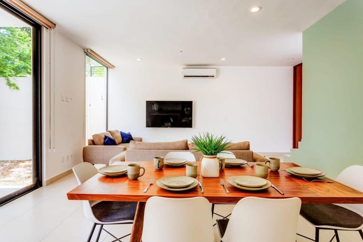 New Palmara With Pool And Paddle Court Gated Casa de férias *
