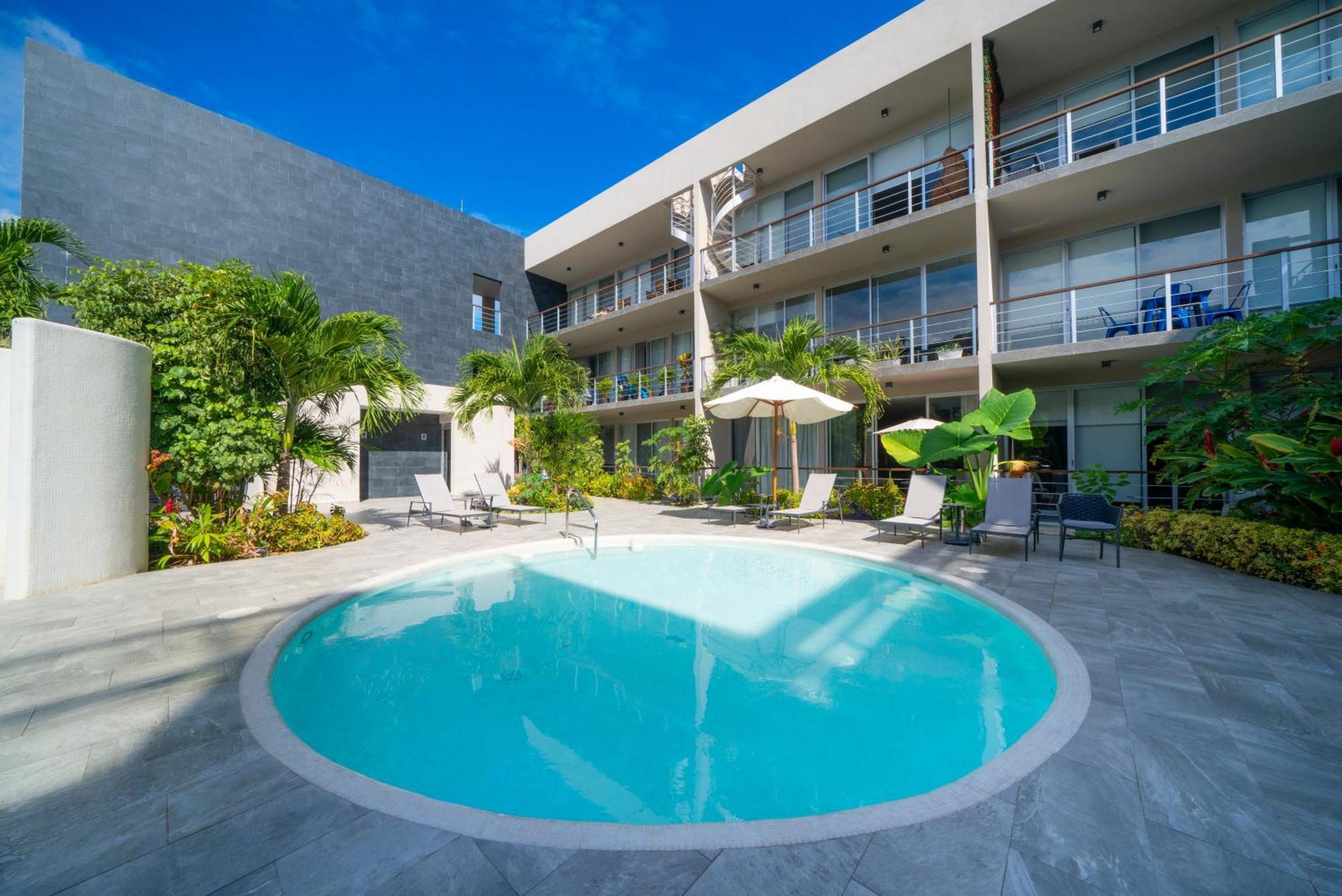 Luxury 2 Bedroom With Pool - At Playacar Ii Bamoa Playa del Carmen