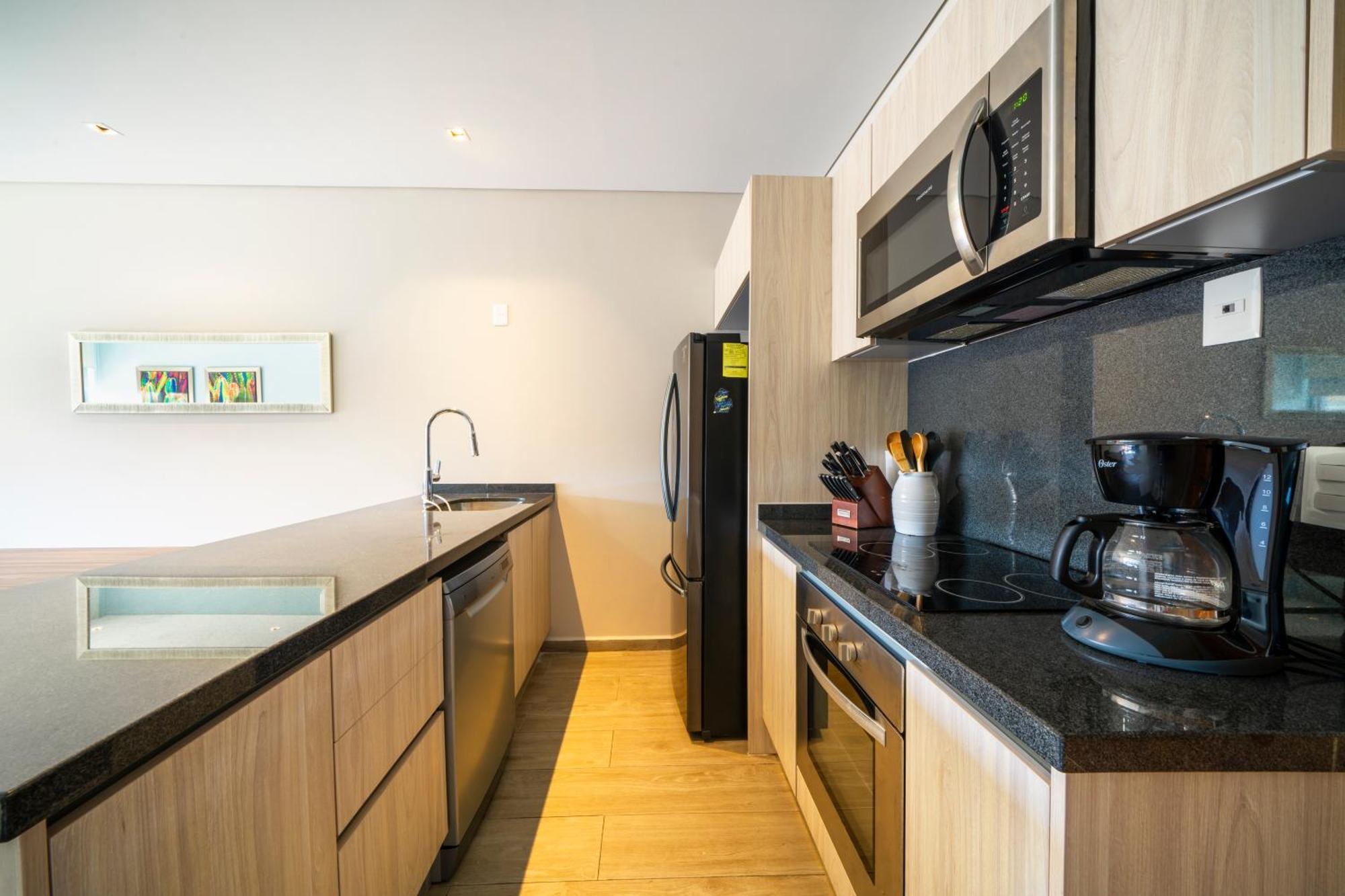 Luxury 2 Bedroom With Pool - At Playacar Ii Bamoa Apartment Playa del Carmen