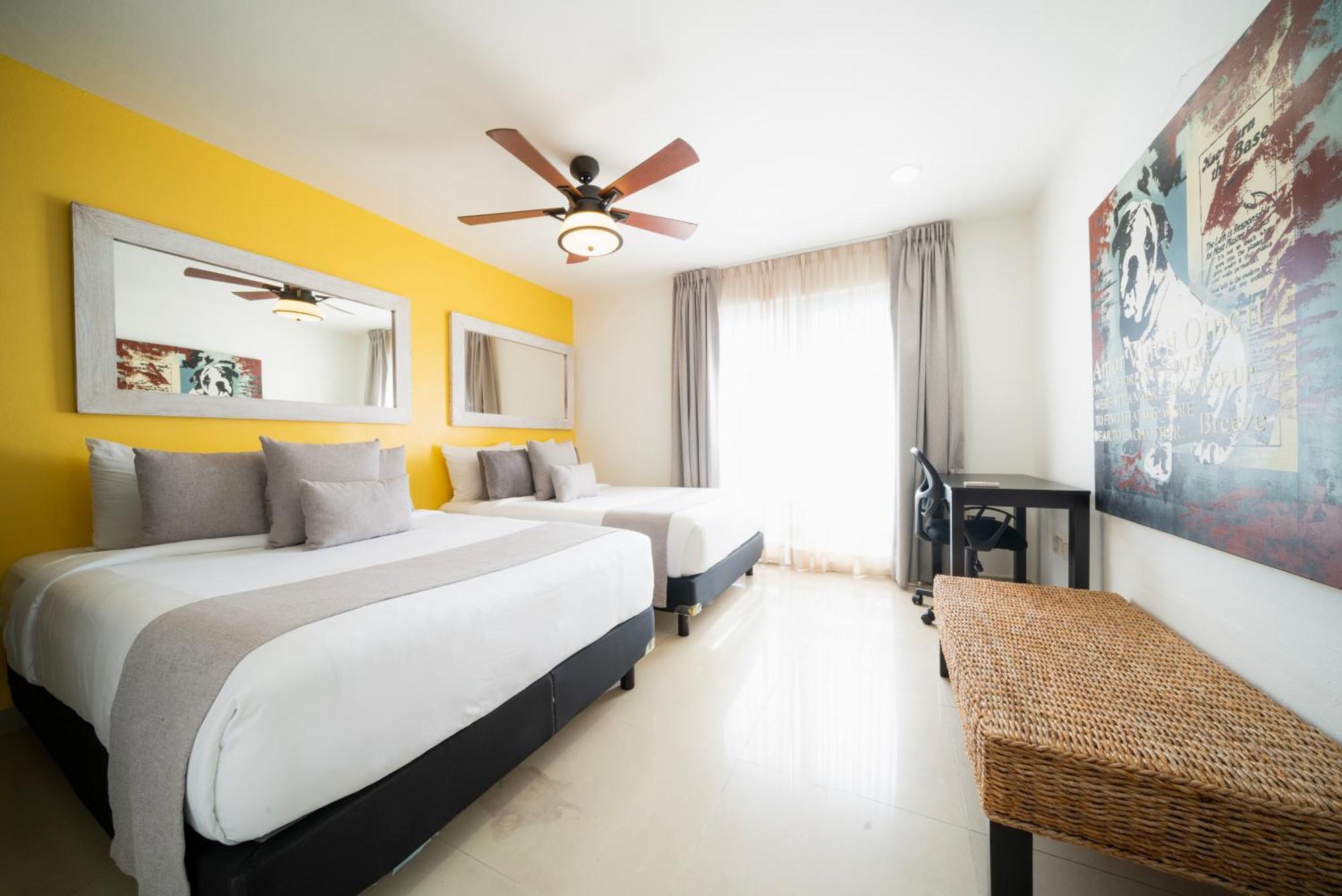 2 Bedroom Penthouse With Private Jacuzzi Next To Fifth Avenue And Beach - Plaza Paraiso A203 Playa del Carmen
