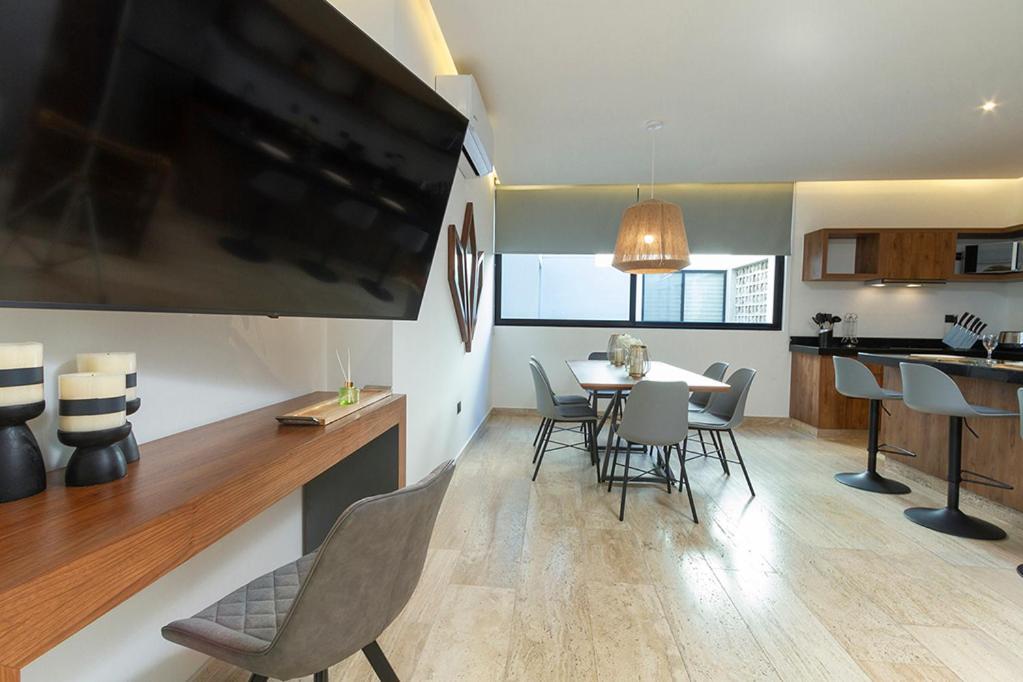 Great Location & Amazing Amenities Apartment Playa del Carmen
