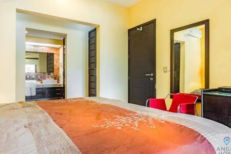 Oceanfront A Block Off 5th In Heart Of Playa Playa del Carmen