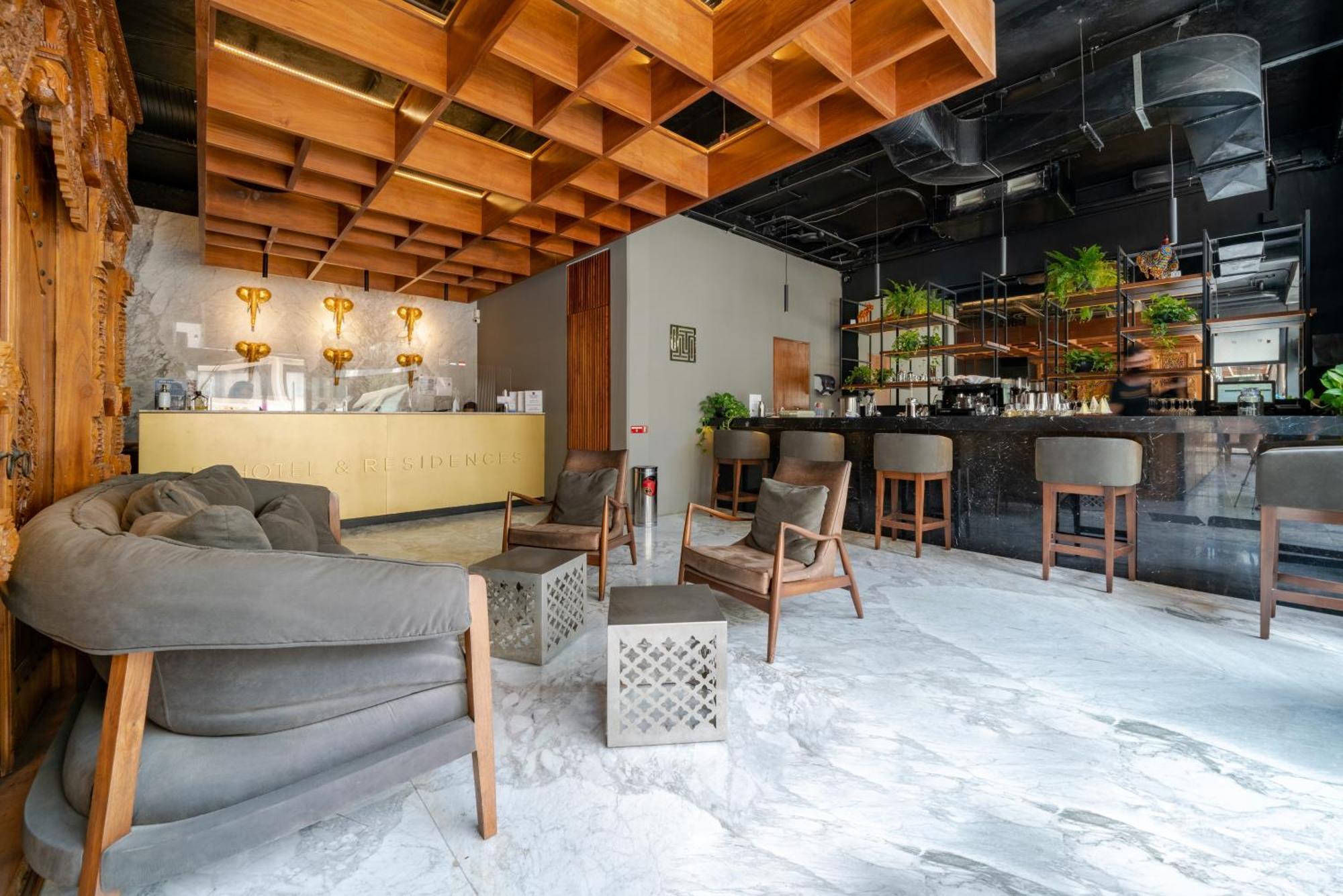 Apartment 1 Bedroom With Rooftop Pool & Bar - At It Residences - Iris *