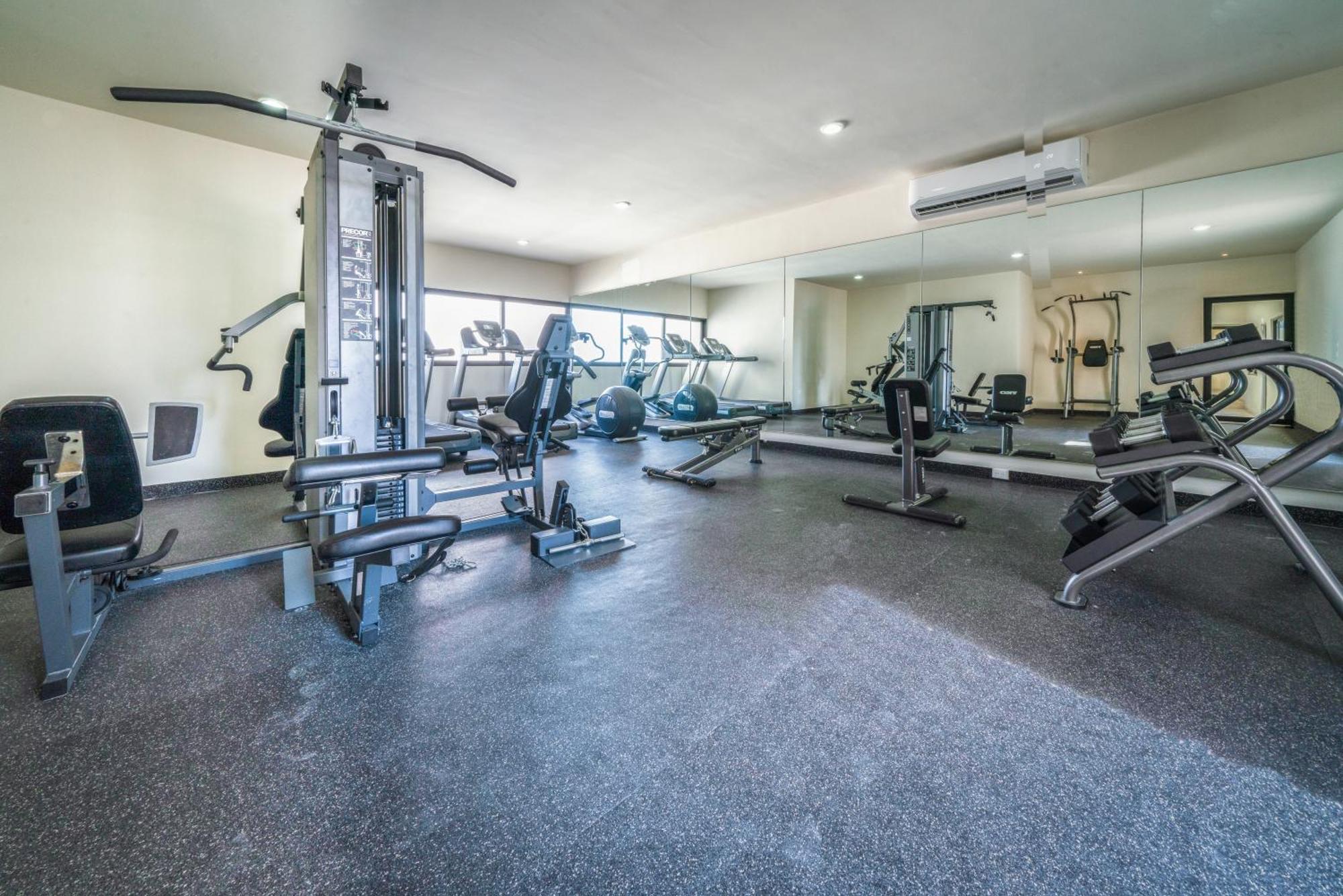 Apartment With Rooftop Pool, Gym - At L - Lidia
