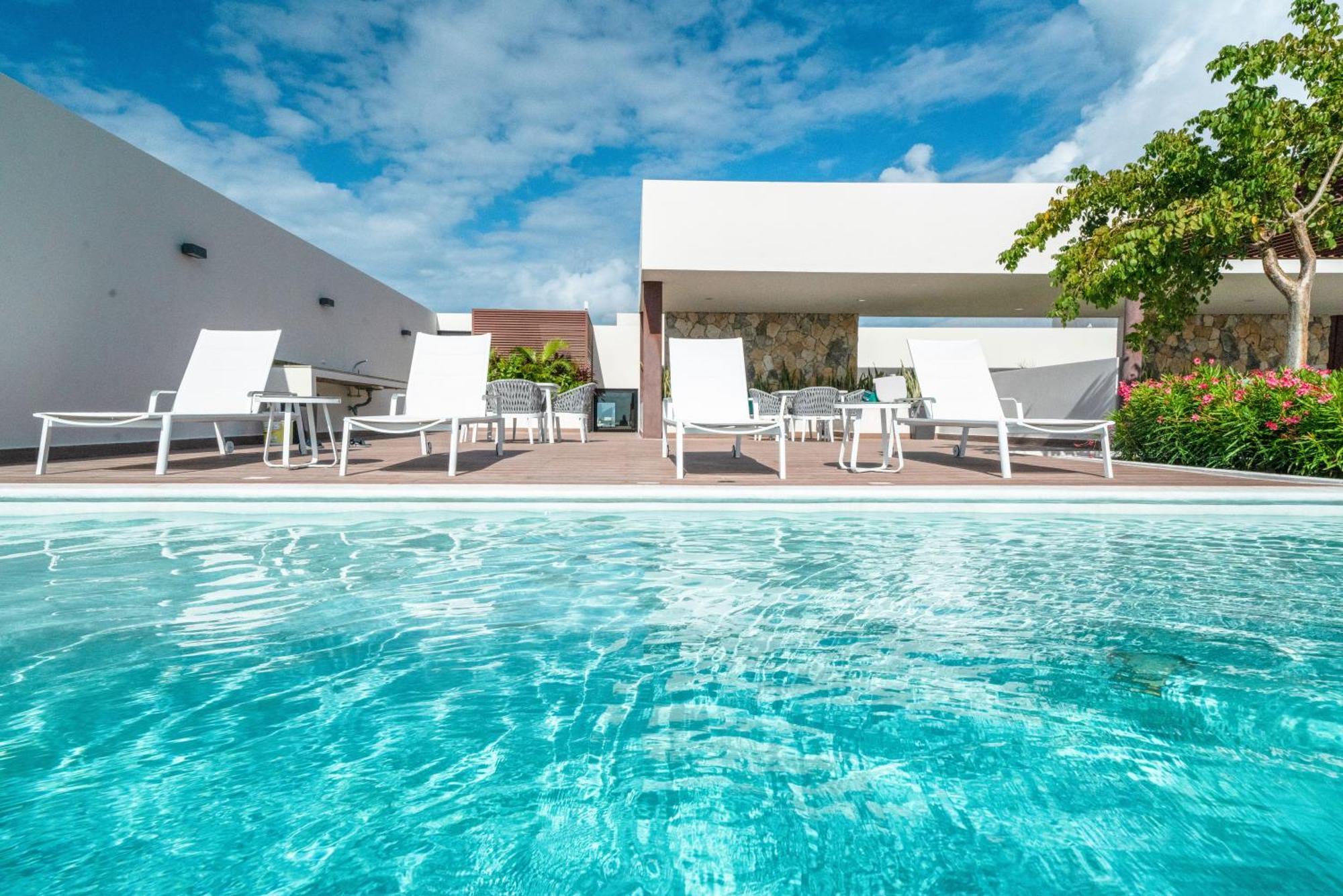 Apartment With Rooftop Pool, Gym - At L - Lidia *
