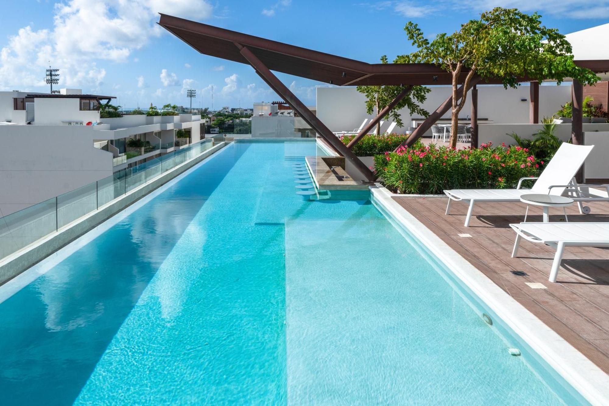 With Rooftop Pool, Gym - At L - Lidia