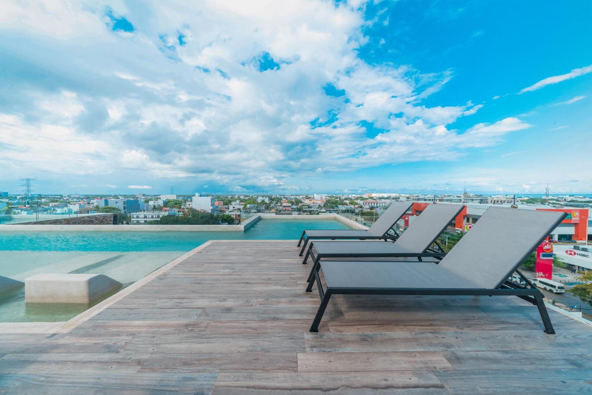 Veranda 213 - 1 Bedroom At Veranto - Pool & Fitness Center Playa del Carmen