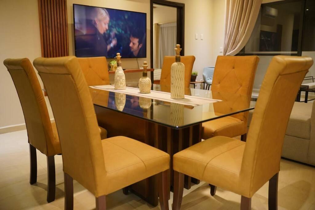 Luxury New With Amazing Pool Apartment *