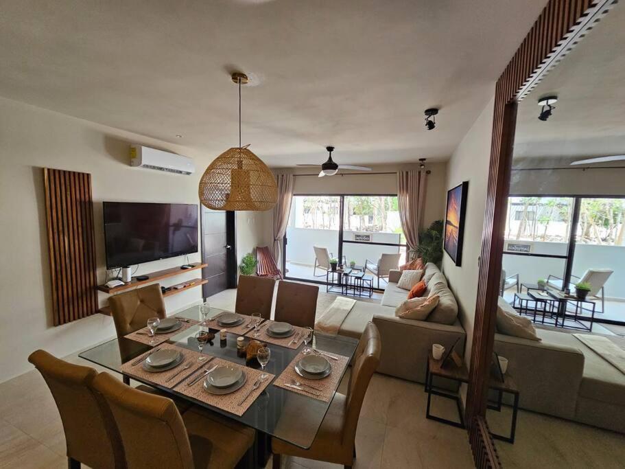 Luxury New With Amazing Pool *