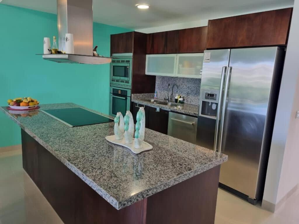 Apartment Luxurious Hideaway With Private Access Playa del Carmen