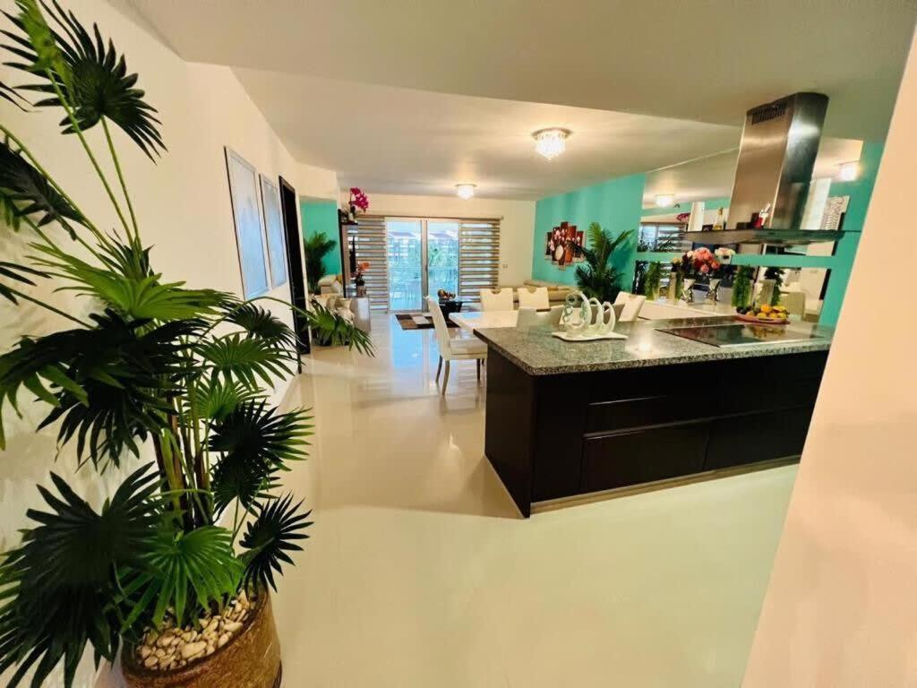 Apartment Luxurious Hideaway With Private Access *