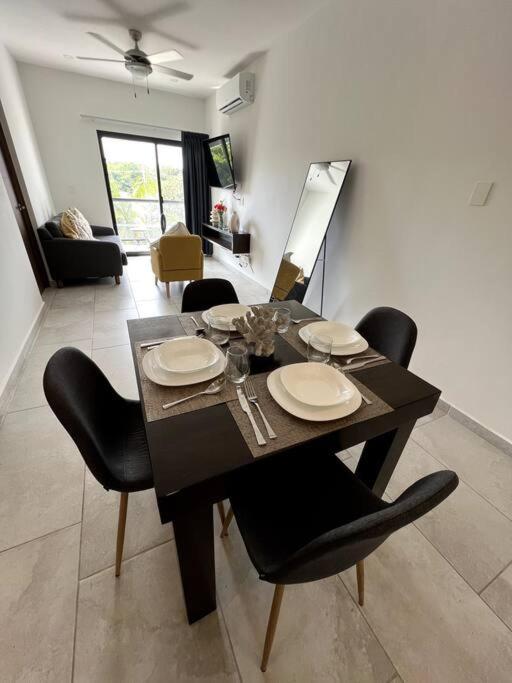 Apartment Fast Wifi/5 Min Beach/private Parking