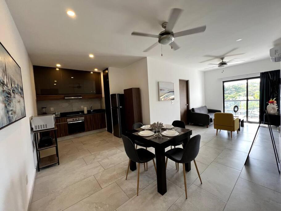 Apartment Fast Wifi/5 Min Beach/private Parking Playa del Carmen