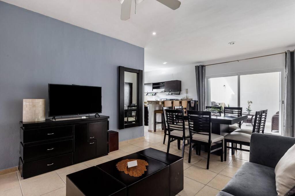 Apartment Spacious 2 Bedroom And Big Terrace In Centro Playa del Carmen