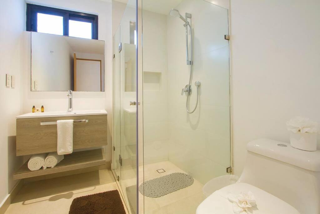 Glamorous 2 Bedroom / Up To 6 Ppl *