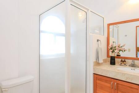 Holiday home Ideal Family & Friend Trip, Gated Area With Pool Onsite