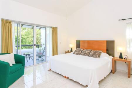 Ideal Family & Friend Trip, Gated Area With Pool Onsite Playa del Carmen