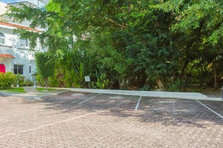 Holiday home Ideal Family & Friend Trip, Gated Area With Pool Onsite Playa del Carmen