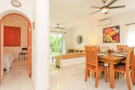 Ideal Family & Friend Trip, Gated Area With Pool Onsite Playa del Carmen