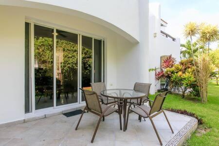 Ideal Family & Friend Trip, Gated Area With Pool Onsite * Playa del Carmen