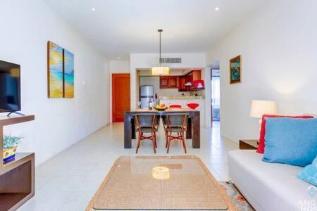 Appartement Pool, Gazebo, Parking, 2 Blocks To Beach & 5th Ave Playa del Carmen