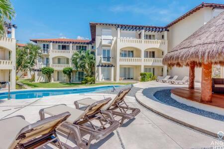 Appartement Pool, Gazebo, Parking, 2 Blocks To Beach & 5th Ave
