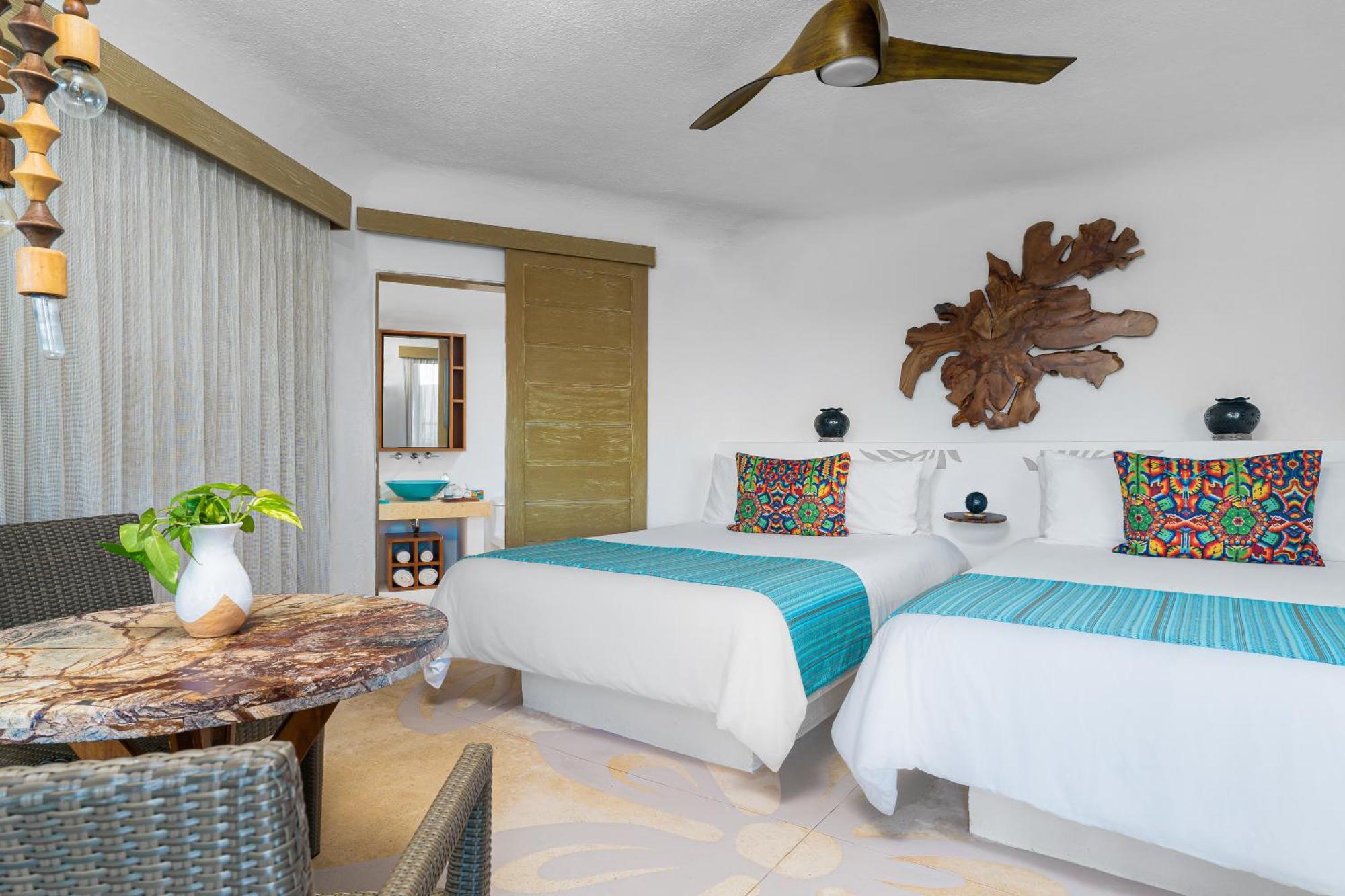 Mahekal Front & 5* Playa del Carmen